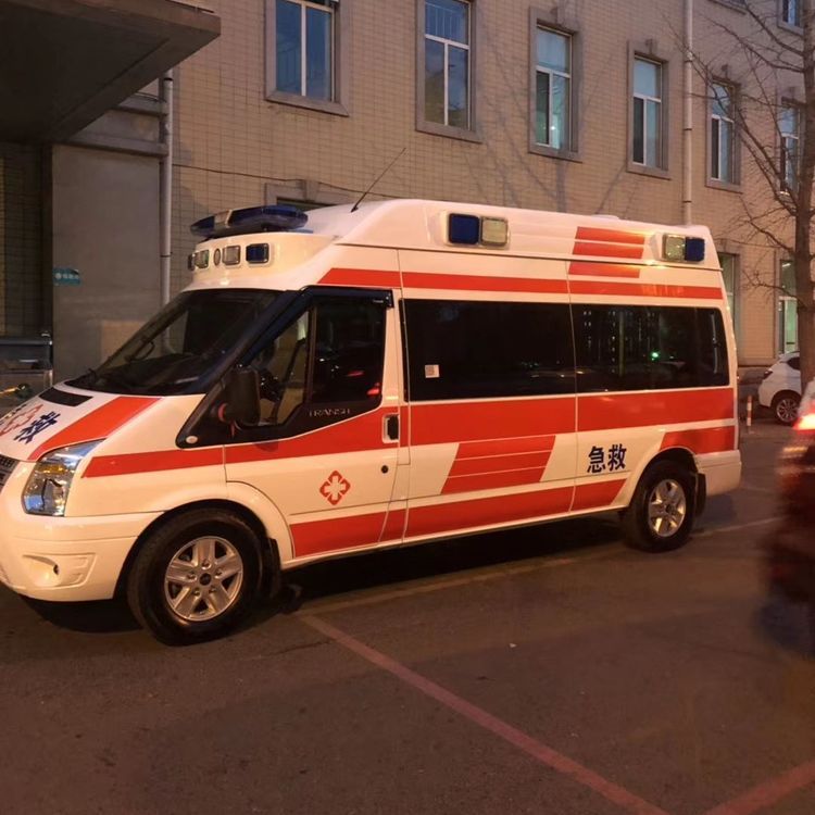 永寿夜间租赁救护车护送病人转院：安全转运的 8 大核心注意事项